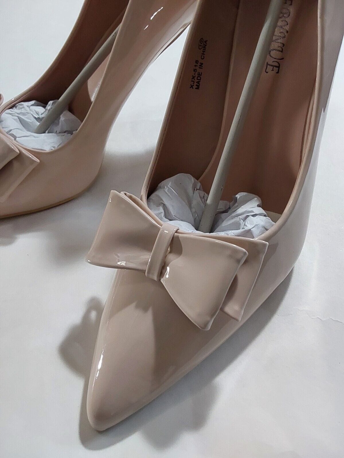 Ebynue Clothing, Shoes & Accessories:Women:Women's Shoes:Heels EBYNUE Women's Nude Patent Pumps, Pointed Toe, High Heels (4 Inch) ~ Sz 10 ~ New