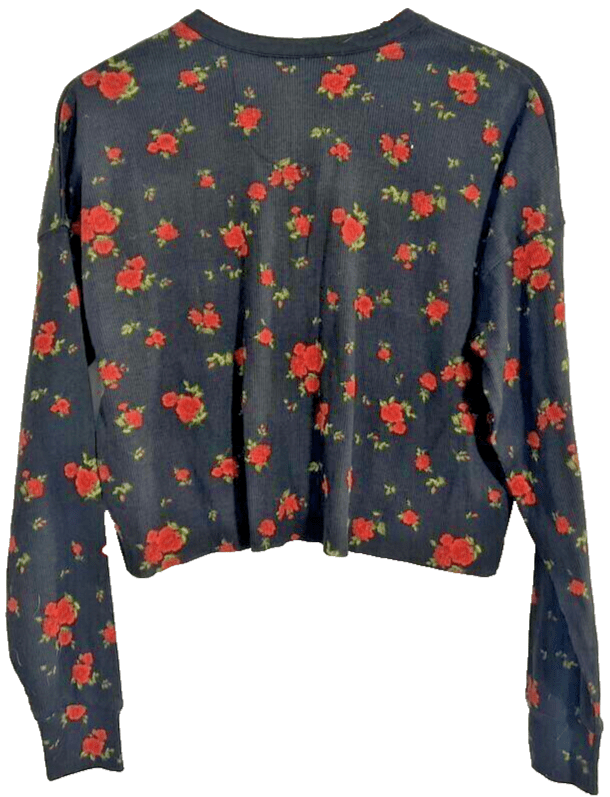 Wild Fable Clothing, Shoes & Accessories:Women:Women's Clothing:Tops Wild Fable Women's Black w/Red Roses Crew Neck Long Sleeve Cropped Top Sz M~ NWT