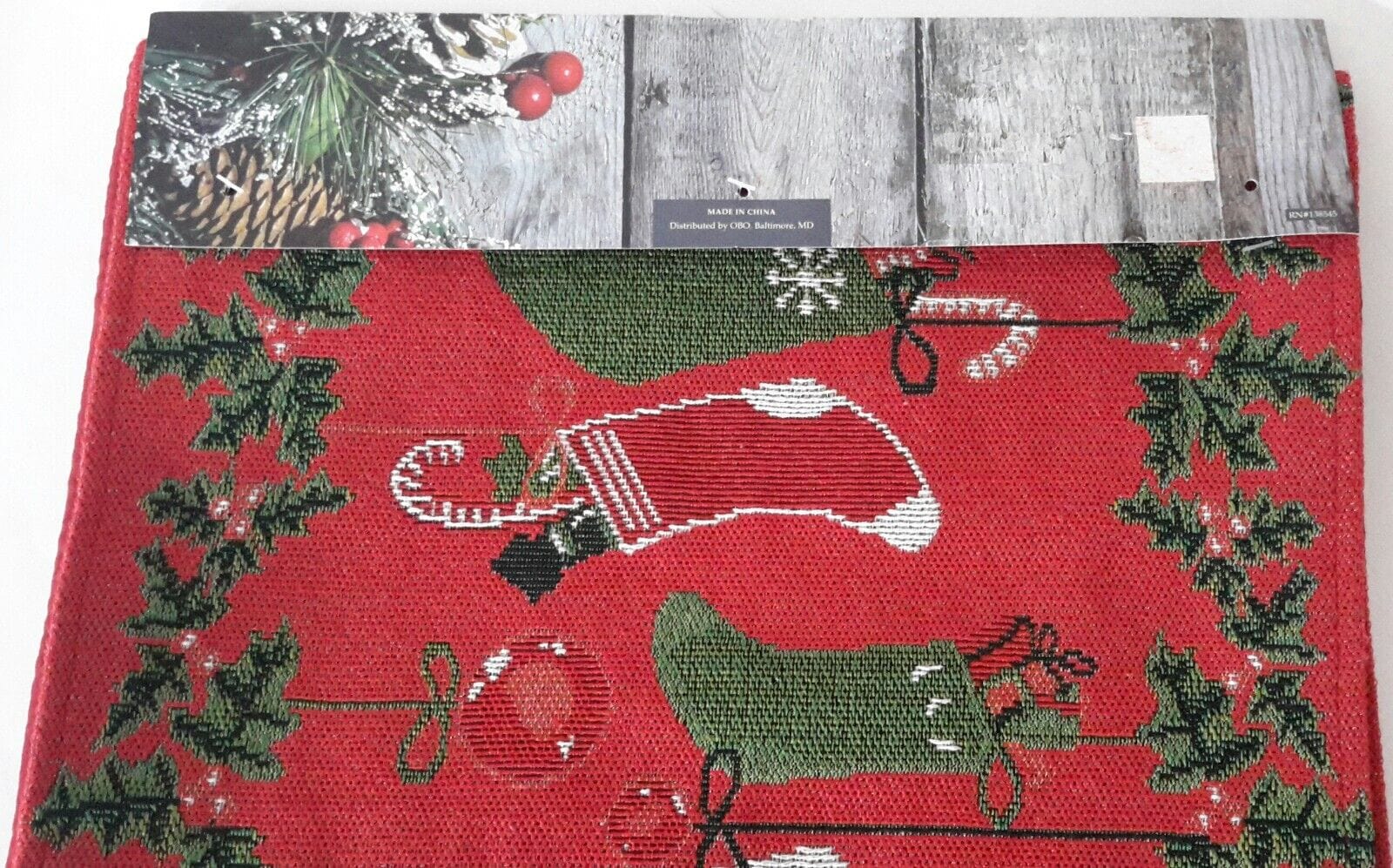 Middleton Home Home & Garden:Kitchen, Dining & Bar:Linens & Textiles:Table Runners Red Christmas Tapestry Table Runner w/Christmas Stockings Lined ~ 13" x 70 ~ New