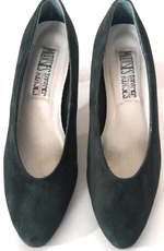 Mootsies Tootsies Clothing, Shoes & Accessories:Women:Women's Shoes:Heels MOOTSIES TOOTSIES Womens Dark Green Suede Heels Leather Upper ~ Size 10M ~ Used